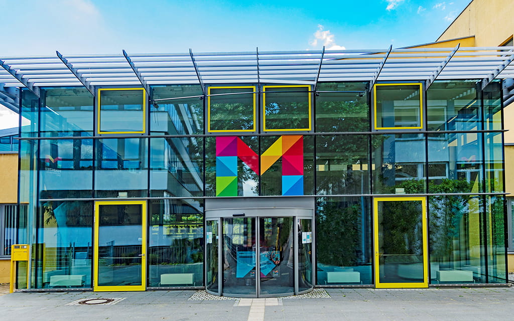 Eingang des Taubertsbergbades 3